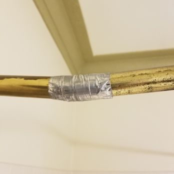 Victoria Inn - Shower curtain rod, high class! - Hotels Near Me - Murphys, California