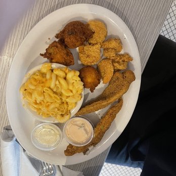 Soul Fish Cafe - Southern Near Me - Memphis, Tennessee Soul Fish Cafe - Southern Near Me - Memphis, Tennessee