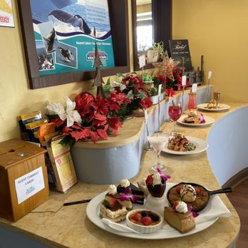 The Fish Hopper - Seafood Near Me - Monterey, California