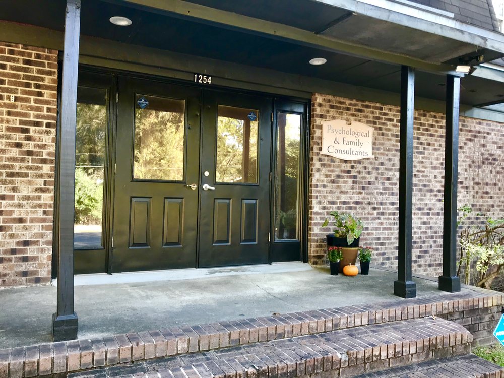 Psychological & Family Conslnt - grief counselor in Tallahassee, FL