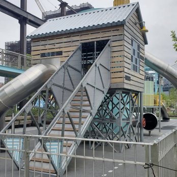 Domino Park - Parks Near Me - Brooklyn, New York