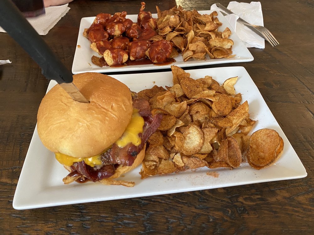 THE CROOKED PADDLE Updated August 2024 15 Photos & 26 Reviews