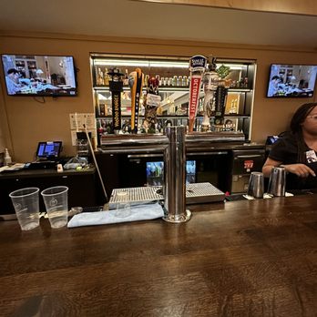 AMC Madison Yards 8 - Beer taps - Cinema Near Me - Atlanta, Georgia AMC Madison Yards 8 - Beer taps - Cinema Near Me - Atlanta, Georgia