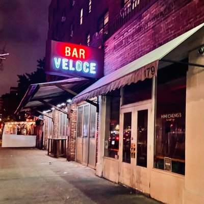 Bar Veloce by null