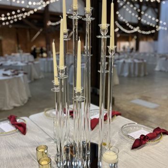 Nikki Nicole Events - Center pieces for a wedding - Wedding Planning Near Me Nikki Nicole Events - Center pieces for a wedding - Wedding Planning Near Me