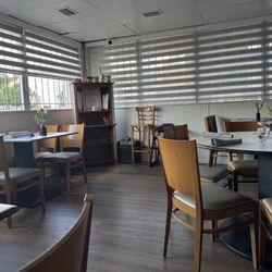 Millys Restaurant - Inside