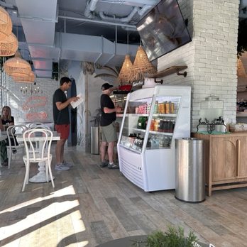 Mr Baguette - Cafes Near Me - Miami Beach, Florida Mr Baguette - Cafes Near Me - Miami Beach, Florida