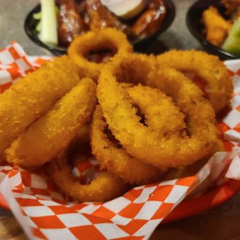Chandler's Burger Bistro - Onion rings. Huge and delicious. - American Near Me - Cincinnati, Ohio Chandler's Burger Bistro - Onion rings. Huge and delicious. - American Near Me - Cincinnati, Ohio