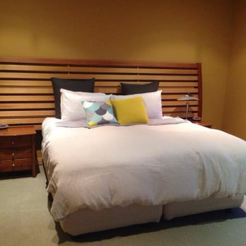 Lakeside Villas at Crittenden - Beautifully made beds. - Hotels Near Me - Dromana, VIC