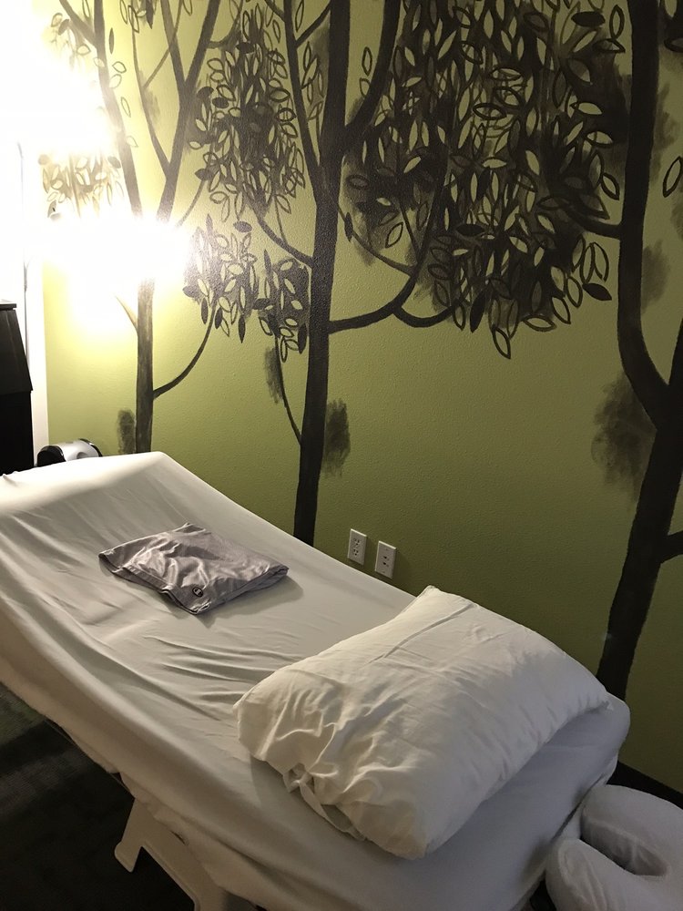 ABSOLUTE WELLNESS CENTER Updated October 2024 46 Photos & 15