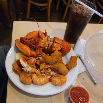 Boston Lobster Feast - Lobster - Seafood Near Me - Orlando, Florida