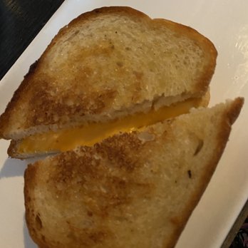 Summit Grill - Grilled cheese - American Near Me - Gladstone, Missouri Summit Grill - Grilled cheese - American Near Me - Gladstone, Missouri