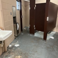 Crystal Springs Park - Dirty women's bathroom