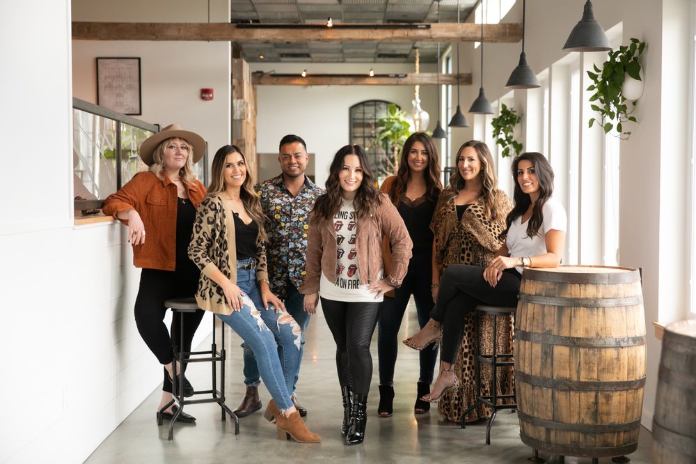 BOWL & BRUSH SALON 15 Photos 412 Cromwell Ave, Rocky Hill