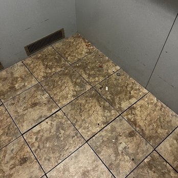 Red Roof Inn Morehead - Dirty elevator. - Hotels Near Me - Morehead, Kentucky Red Roof Inn Morehead - Dirty elevator. - Hotels Near Me - Morehead, Kentucky