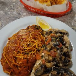 Gino's Ristorante - Chicken picatta
