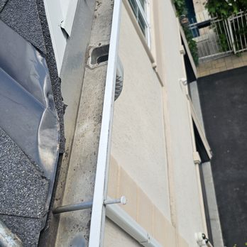 Masbling Astar Services - Added Brackets to Eavesdrop - Gutter Services Near Me - Brampton, Ontario Masbling Astar Services - Added Brackets to Eavesdrop - Gutter Services Near Me - Brampton, Ontario