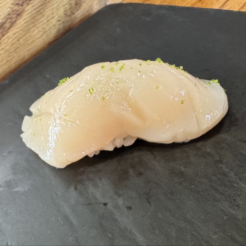 Sushi Lin Brooklyn - Scallop, lime - Sushi Bars Near Me - Brooklyn, New York Sushi Lin Brooklyn - Scallop, lime - Sushi Bars Near Me - Brooklyn, New York