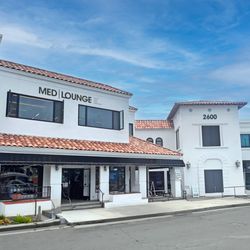 Med Lounge - Med Lounge - Corona Del Mar, exterior