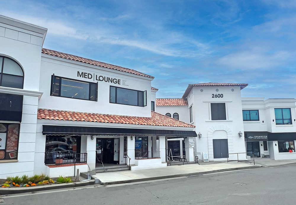 Med Lounge Logo