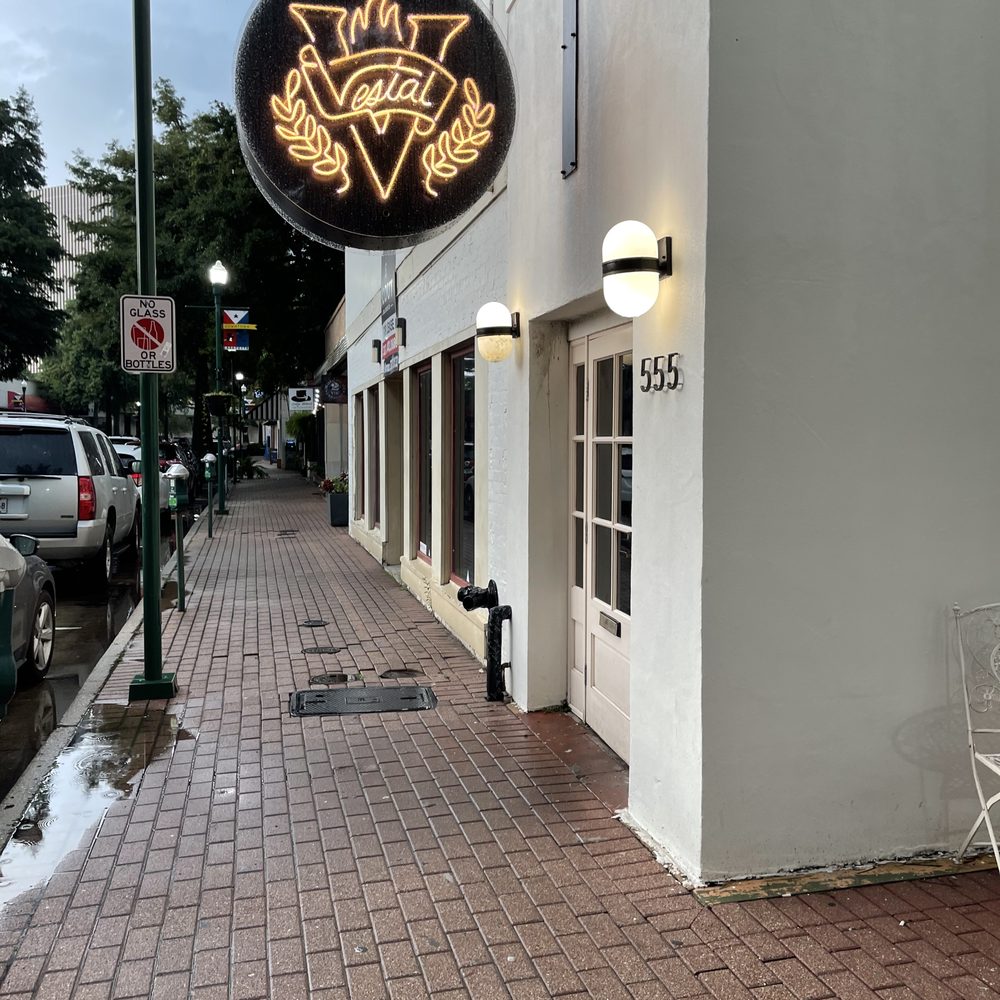 Vestal Restaurant - Cocktail Bars Near Me - Lafayette, Louisiana