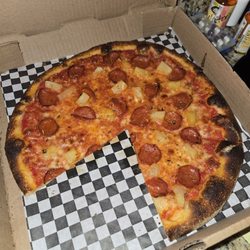 Beeps Pizza - Pepperoni and pineapple.
