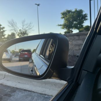 Rapid Repair Auto - Fixed mirror, very clean! - Auto Repair Near Me Rapid Repair Auto - Fixed mirror, very clean! - Auto Repair Near Me