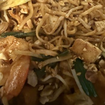 JP Thai Kitchen - Pad Thai $16 - Thai Near Me - Sacramento, California