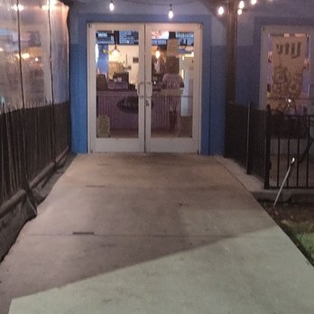 The Catch - Arlington  - Make sure you don't come when the general manager Eric is there . He was very rude no representation of the staff - Seafood Near Me - Arlington, Texas