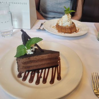 Del Frisco's Double Eagle Steakhouse - Chocolate mousse cake - Steakhouses Near Me - New York, New York