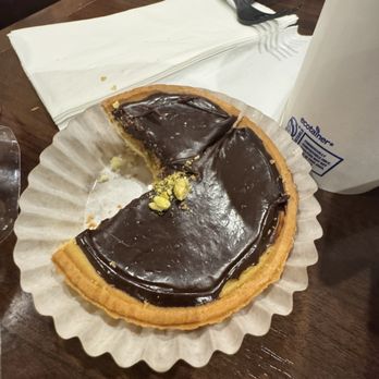 Paris Baguette - Chocolate Tart - Bakeries Near Me - Fremont, California