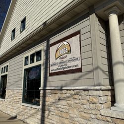 Coffee Lodge & Bakery