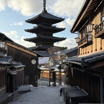 八坂塔法観寺 - Updated December 2025 - 84 Photos & 16 Reviews