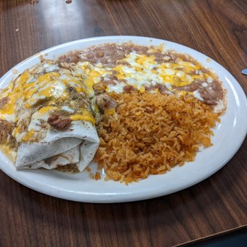 La Mexicana II - Lunch special chili Verde burrito.. - Mexican Near Me - Paso Robles, California La Mexicana II - Lunch special chili Verde burrito.. - Mexican Near Me - Paso Robles, California