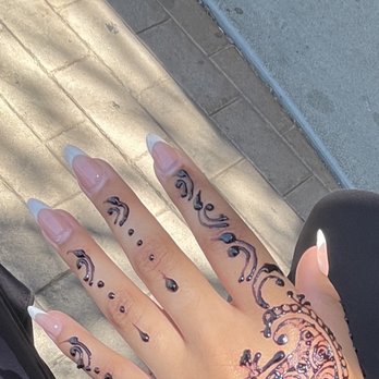 Perfect Brow Threading Place - $20 henna by Urmi - Threading Services Near Me - Gilroy, California Perfect Brow Threading Place - $20 henna by Urmi - Threading Services Near Me - Gilroy, California