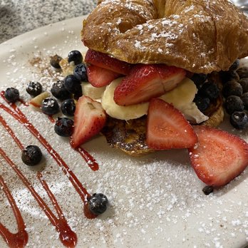 Maureen's Kitchen - All-American Croissant French Toast Special - Breakfast & Brunch Near Me - Smithtown, New York Maureen's Kitchen - All-American Croissant French Toast Special - Breakfast & Brunch Near Me - Smithtown, New York