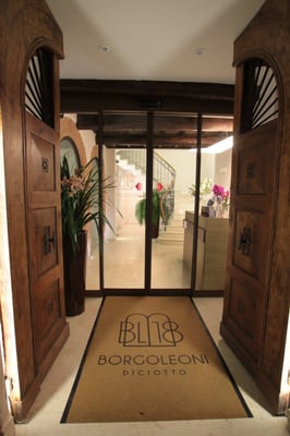 Borgoleoni18 - Room & Breakfast by null