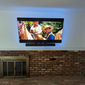 Smart Combine - TV wall mount job - Security Systems Near Me