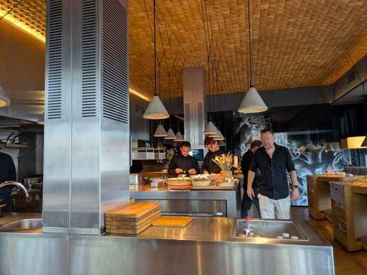 Restaurant 212 by null