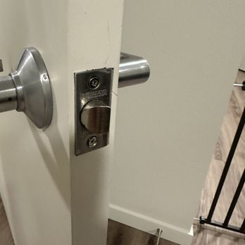 The Hixon at Westside Yard - Door doesn't close properly have to slam shut - Apartments Near Me - Bend, Oregon The Hixon at Westside Yard - Door doesn't close properly have to slam shut - Apartments Near Me - Bend, Oregon