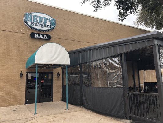 Heff’s Burger & Bar by null
