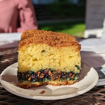 White Gull Inn - Blueberry coffee cake - Bed & Breakfast Near Me - Fish Creek, Wisconsin White Gull Inn - Blueberry coffee cake - Bed & Breakfast Near Me - Fish Creek, Wisconsin