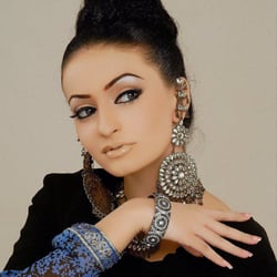 Visible Changes Hair & Beauty - Party make-up