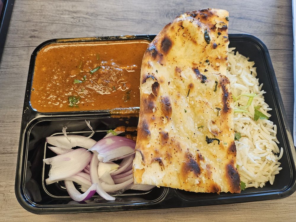 Food from Naan Twist