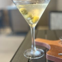 Cooper's Hawk Winery & Restaurant