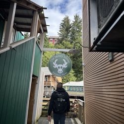 The Stoney Moose - Outside of the shop
