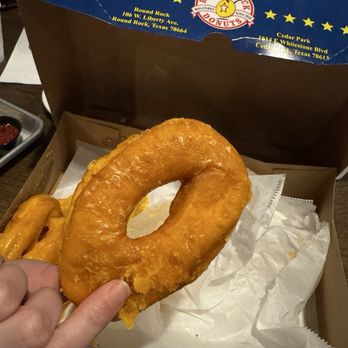Round Rock Donuts - Picture taken at 9 pm. Purchased at 9 am. Donut still tasted great! - Bakeries Near Me - Round Rock, Texas