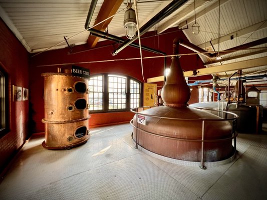 Four Roses Distillery by null