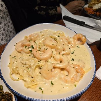 Red Lobster - Shrimp Linguini Alfredo - Seafood Near Me - Ontario, California