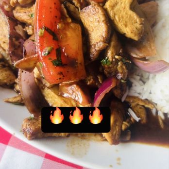 La Choza Peruvian & Mexican Restaurant - Pollo saltado - Peruvian Near Me - Temecula, California La Choza Peruvian & Mexican Restaurant - Pollo saltado - Peruvian Near Me - Temecula, California
